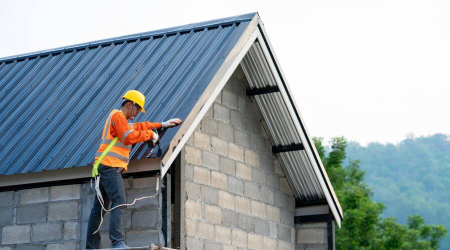 Professional residential roofers in Villa Ridge, MO